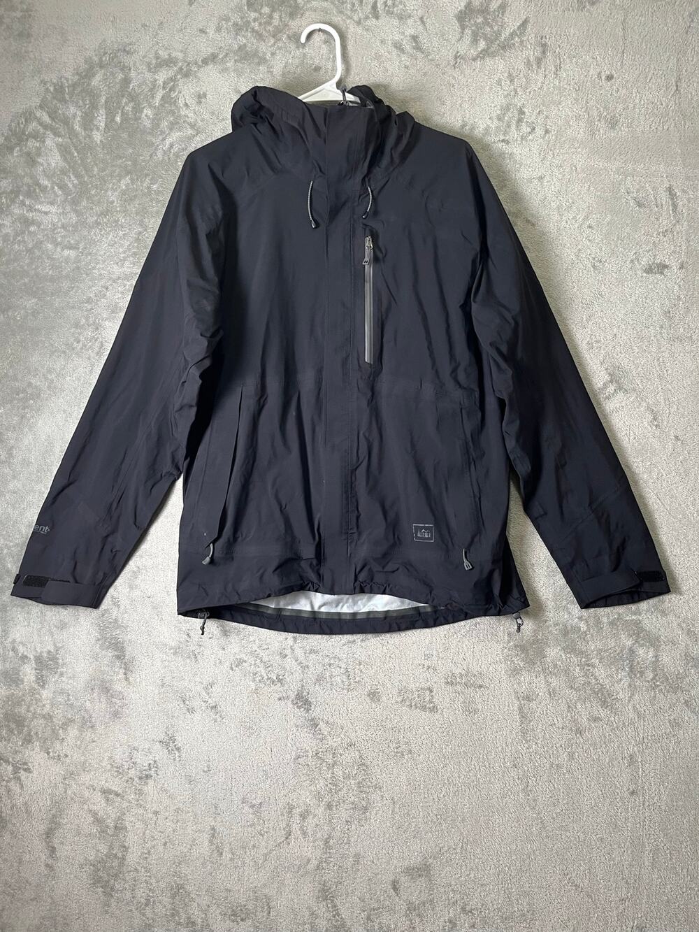 REI Men’s Medium eVent Waterproof Hooded Rain Jacket Gray Outdoor Hiking Shell